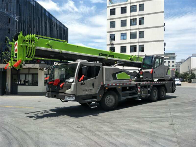 榆社县跨街广告牌的高空安装注意事项