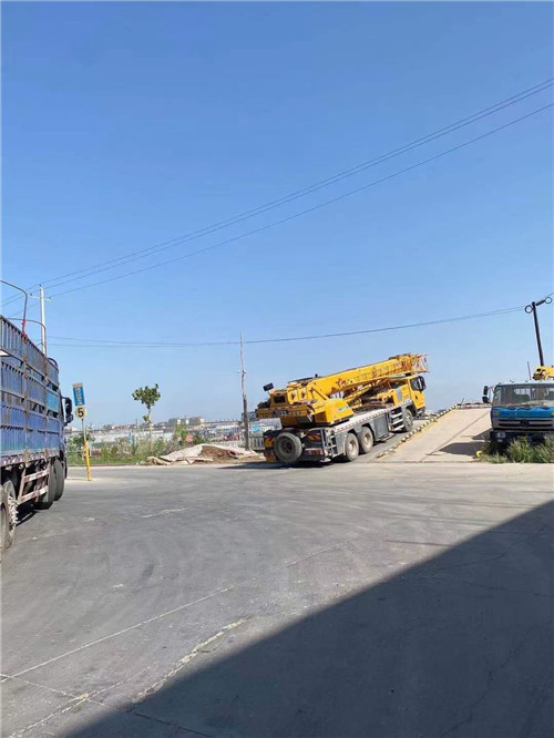 榆社县25吨吊车的租赁价格大概是多少？